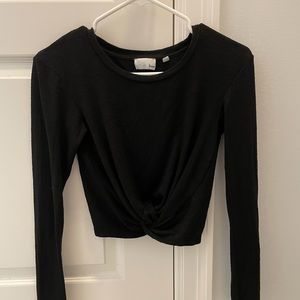 Aritzia longsleeve
